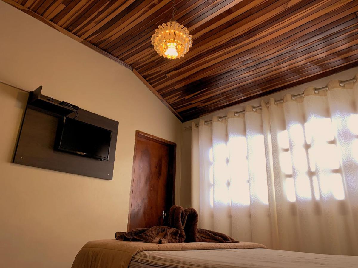 Hotel Germano Encarnación Εξωτερικό φωτογραφία